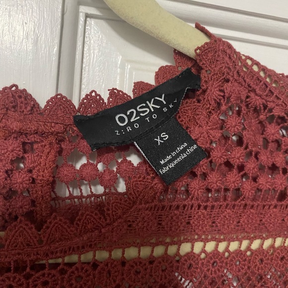 Anthropologie short sleeve dress. Maroone/ burgundy coloring. Worn once Size XS - Picture 2 of 3